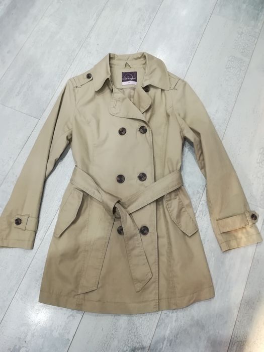 Тренчкот с двуредно закопчаване / размер:34/