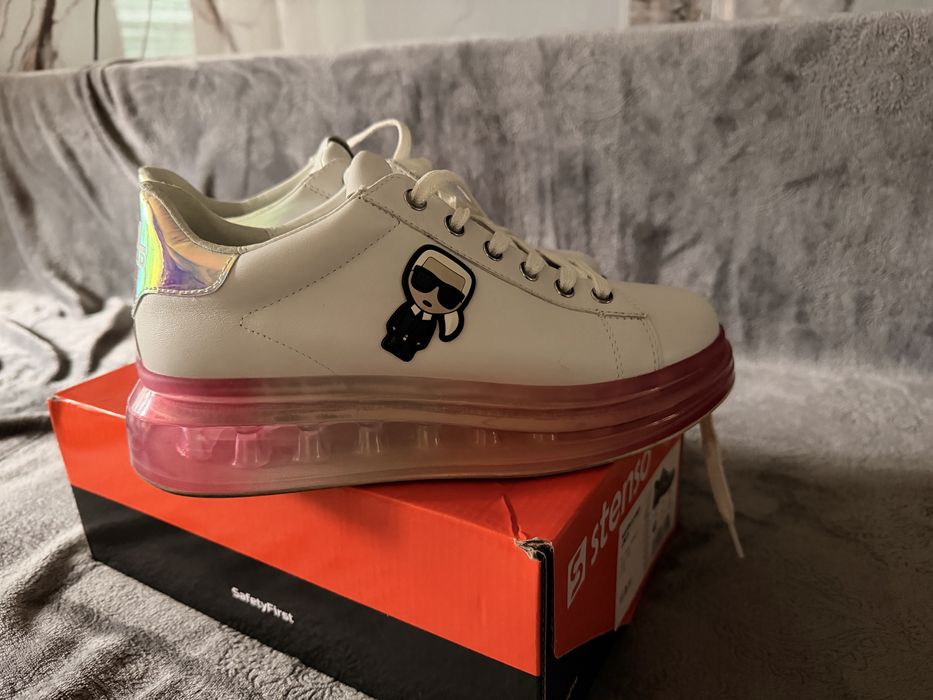 Дамски обувки карал