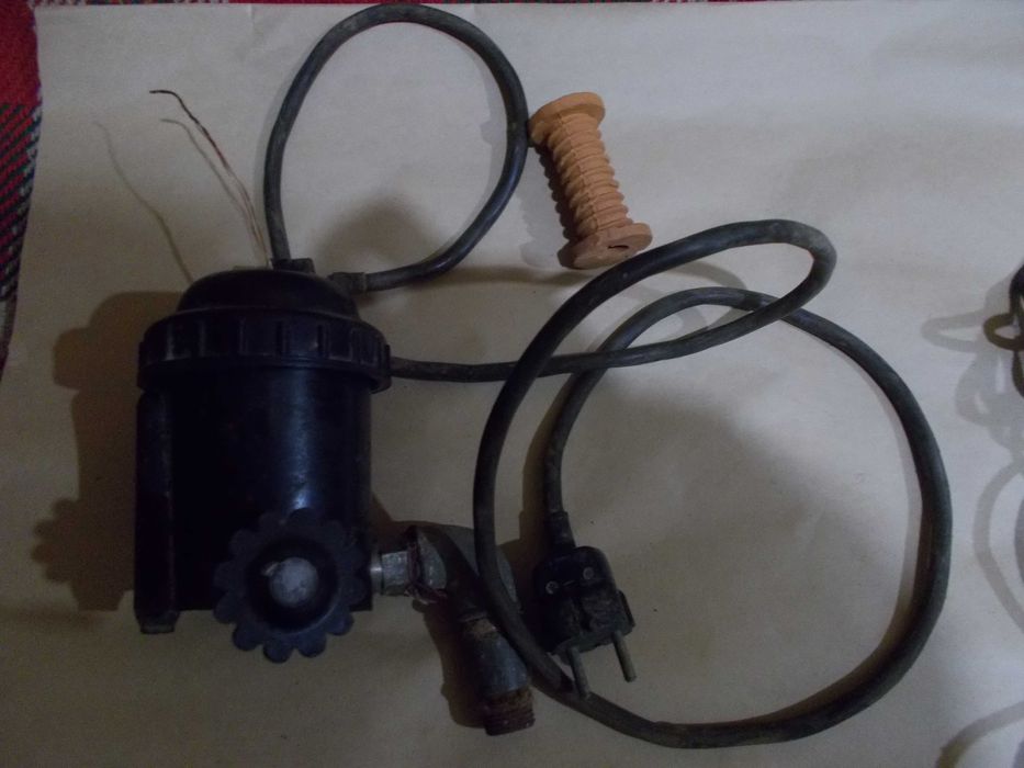 Стари  ретро  предмети от соца електрически