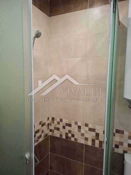 Дава се под наем Двустаен апартамент в Варна, Център - 60 кв.м за 598.23 € - Снимка #8