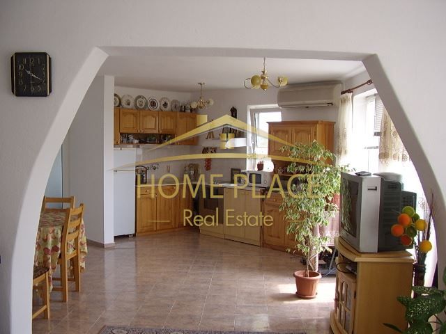 Продава се Къща в с. Близнаци, Област Варна - 495 кв.м за 320 €/кв.м - Снимка #4