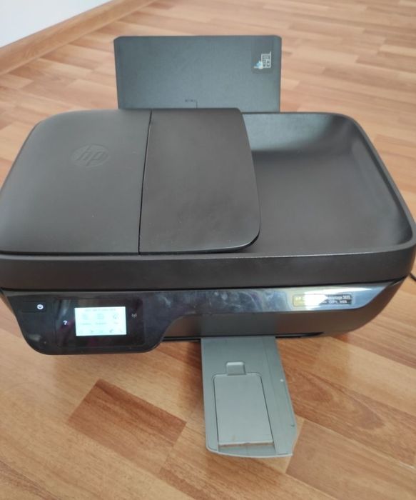 Imprimanta HP Deskjet 3835