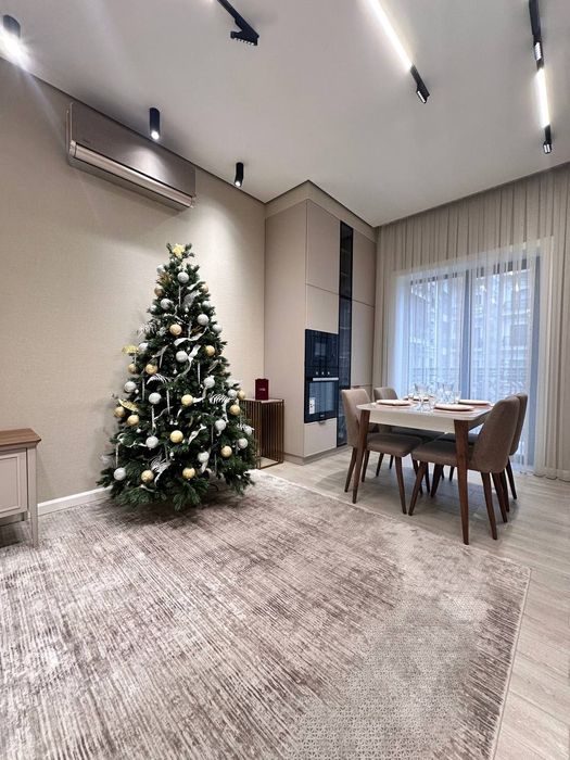 Продам в ЖК Казахстан 3/6/10, 88 кв.м + балкон