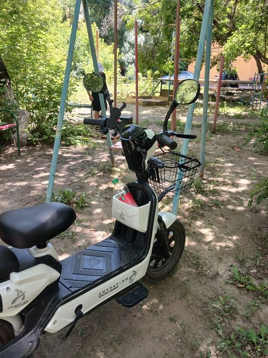 Продам электро скутер Аманат х10