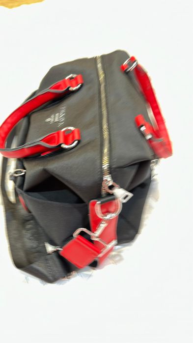 Cумки практически новые