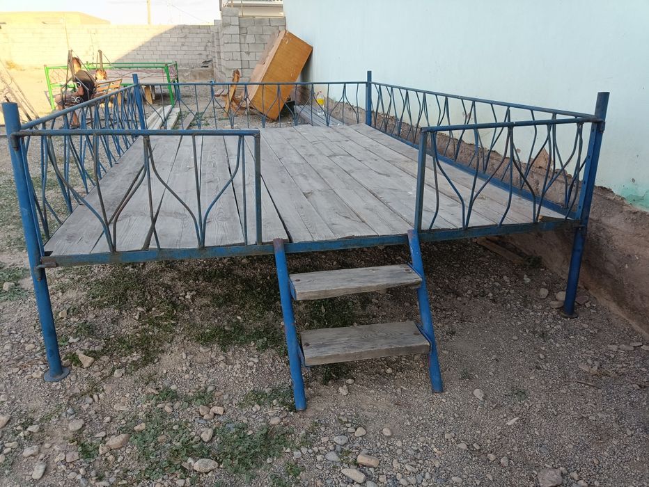 Тапчан сатылады! 340/250