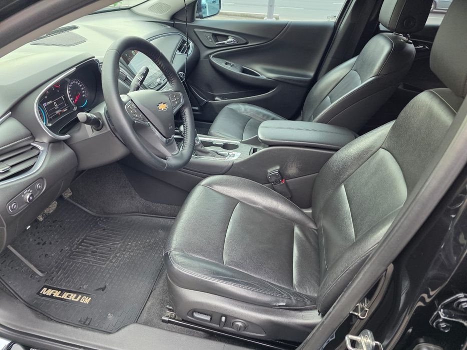 Продам свою машину Malibu 2019 года