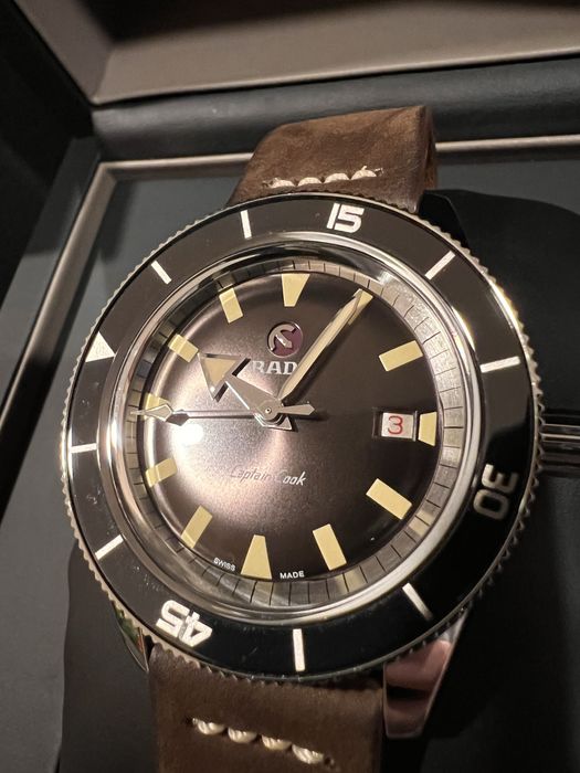 Rado captain cook