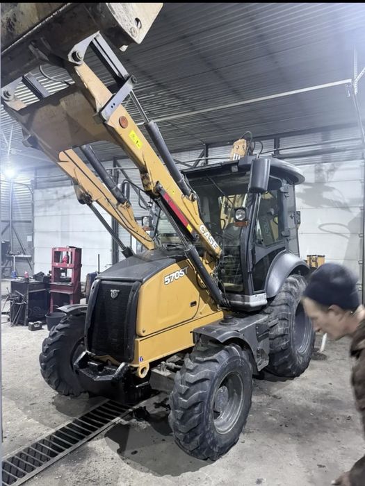 Эксоватор погрузчик Case 570zt