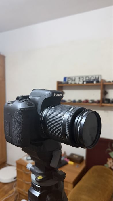 Canon EOS 750D + 3 obiective