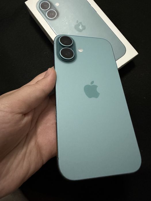 Продам Iphone 16 в отличном состоянии