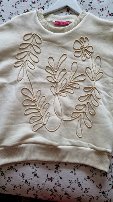Bluzon crem cu insertii