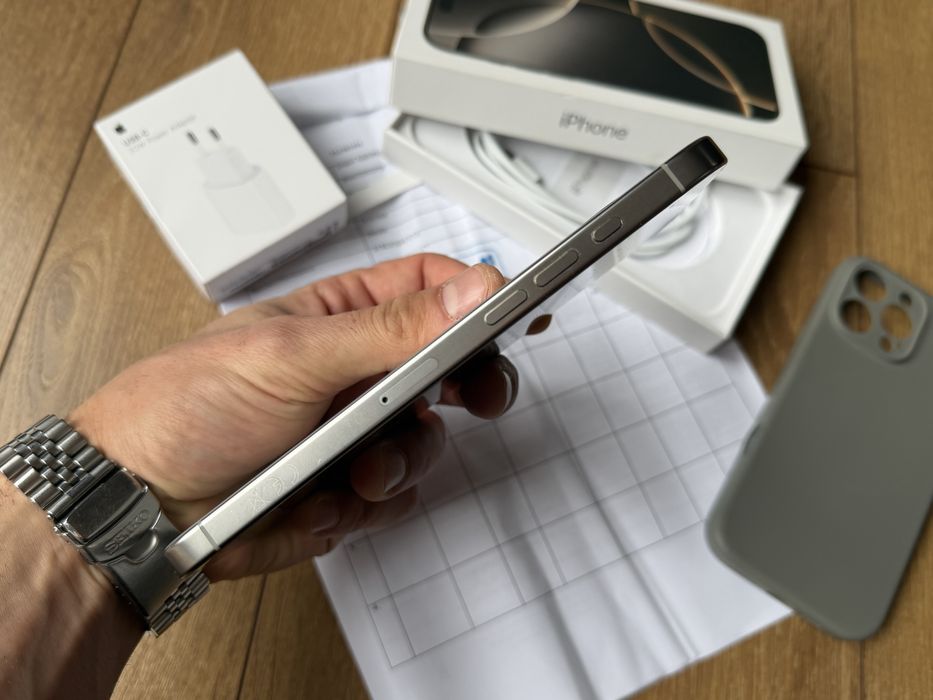 iPhone 16 Pro Max 256GB / 95% Батерия / А1 Гаранция 2026