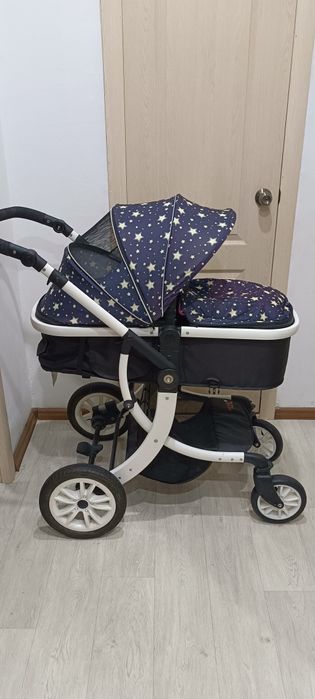 Продам коляску—трансформеры