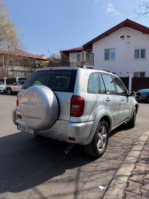 Toyota RAV4 2005 - 2.0 VVT-i, benzina+GPL,4x4, intretinuta, proprietar