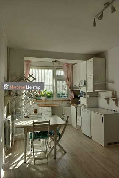 Продава се Тристаен апартамент в София, Света Троица - 57 кв.м за 2667 €/кв.м - Снимка #10