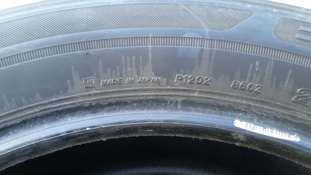 Шины Bridgestone 245/55/19 , лето.