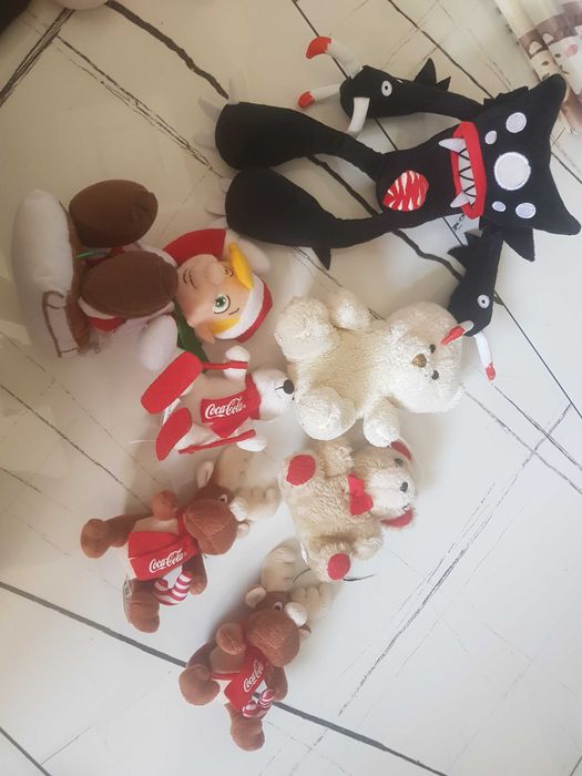 Плюшени играчки различни герои
