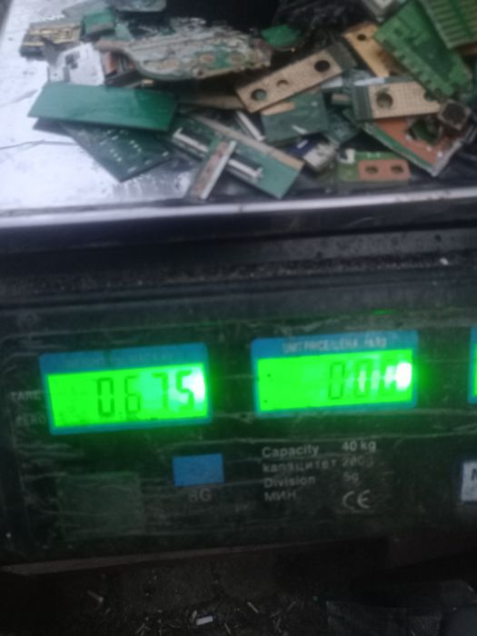 Платки повечето изрязани където е позлата богати на позлата очаквани най малко 4ри грама добив