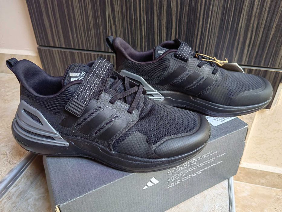 Маратонки Adidas