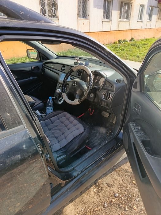 Продам Mitsubishi Airtrek 2003