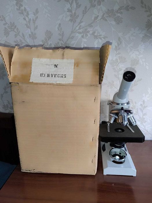 Продаётся микроскоп (антиквариат)  Biolam C-11. (СССР-1989г.)
