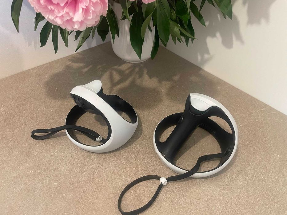 Vând Casca PSVR2 PlayStation, în stare foarte bună, folosita puțin.