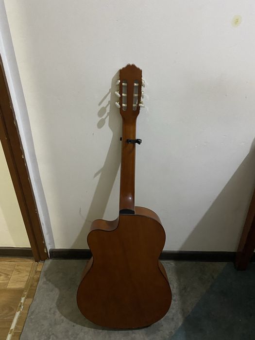 Гитары от adagio и yamaha