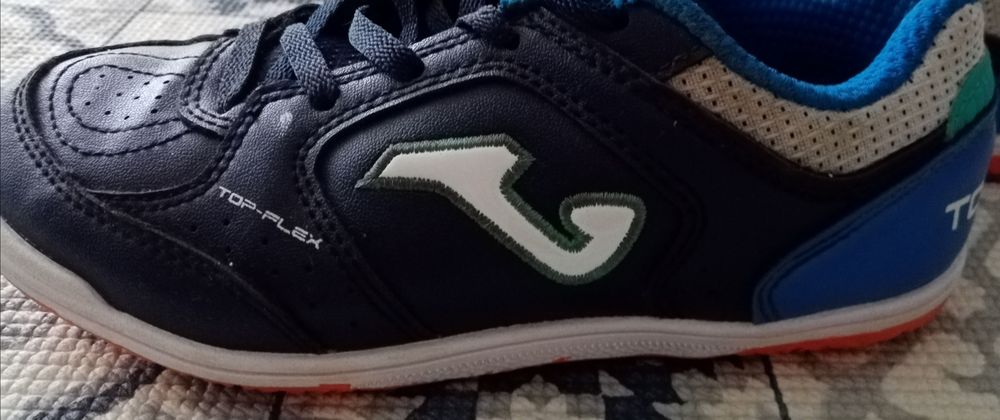 Ghete  de fotbal originale Joma Top-flex mărimea 32