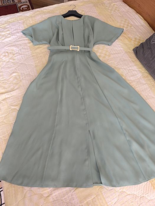 Дамска нова рокля