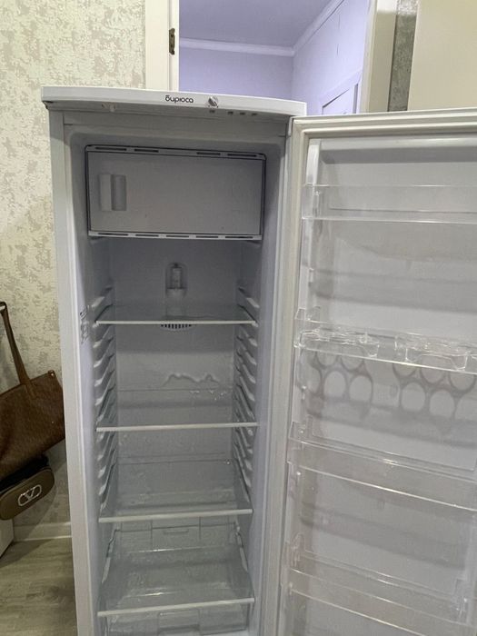 Продам холодильник бирюса