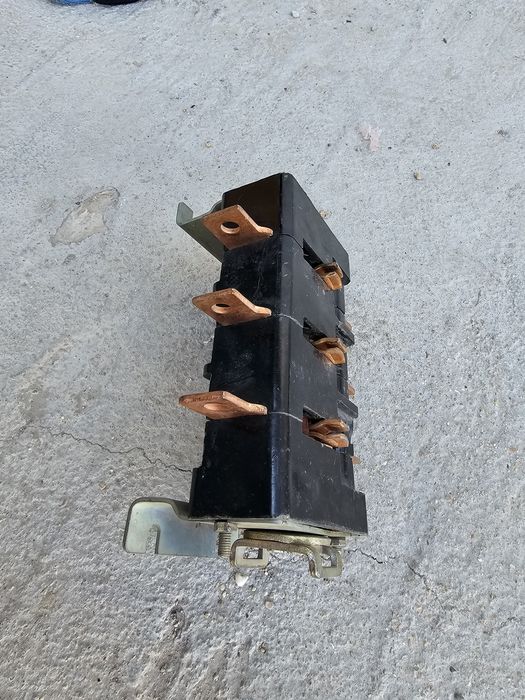 Рубильник механический