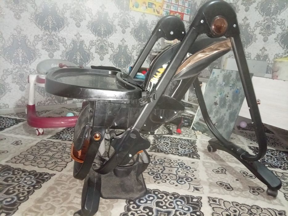 Болалар  учун овкатланиш столи