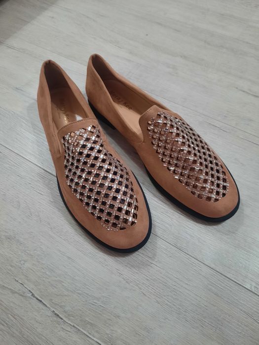 Весенняя женская обувь