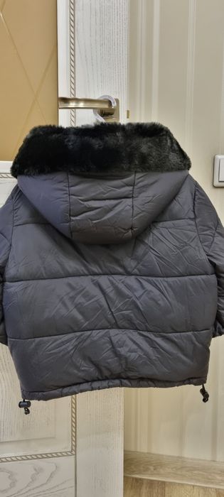 Куртка демисезонная на девочку