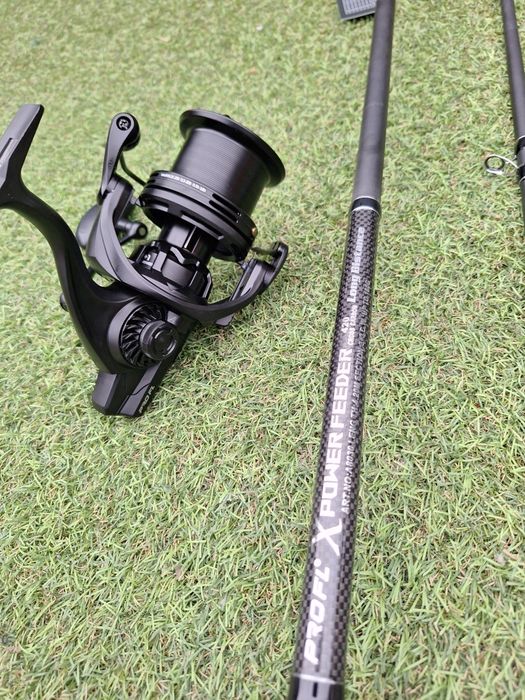 Lanseta Xpower Long Distance 4.2m + Mulineta TX 8000 Spod Feeder