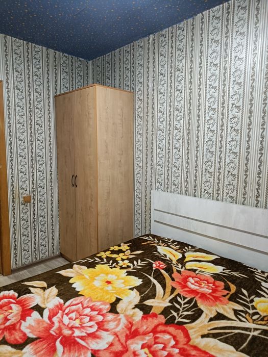 Сдам 2 комнатную квартиру