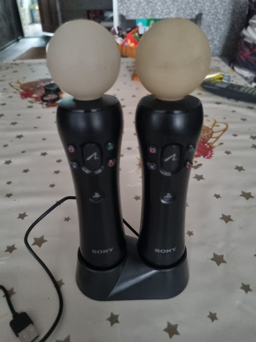 Продам PS VR, очки виртуальной реальности.