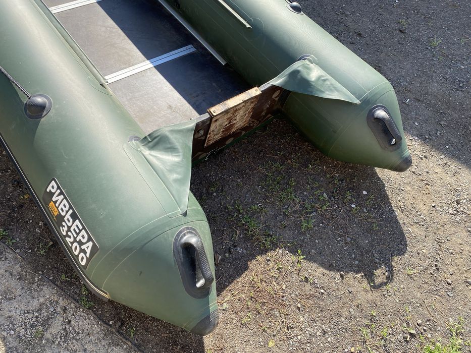 Лодка 320 с мотором