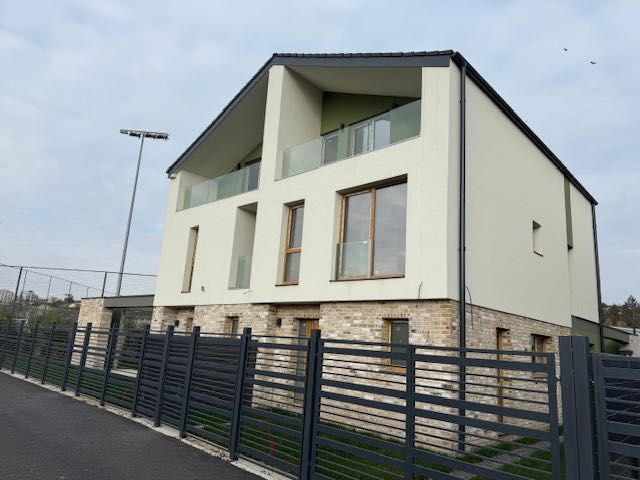 PF Vand duplex  in Gheorgeni , Iulius Mall , Baza sportiva
