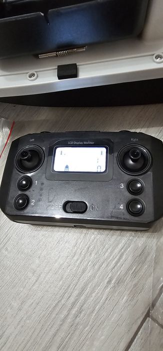 Barcuta navomodel nouă sigilată plantat cu GPS si autopilot