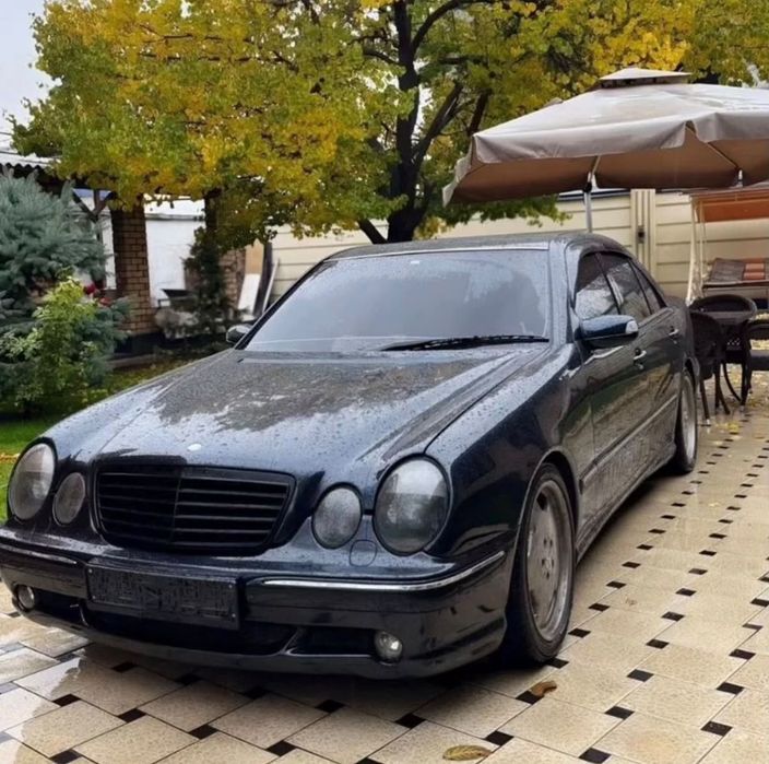 Бампер  W210 Мерседес бампер W210