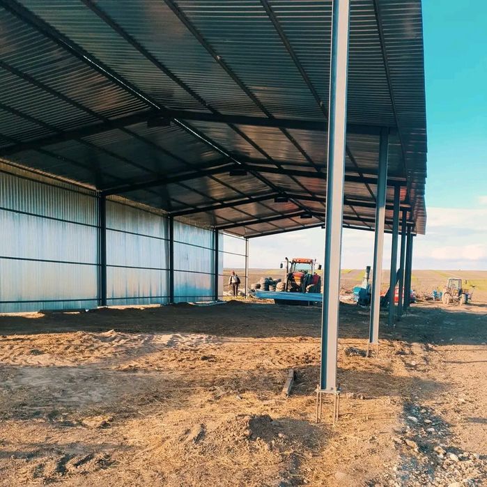 Vând hala metalica 8x12x4h