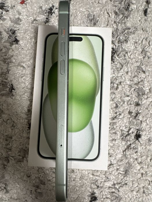 Iphone 15 plus Green