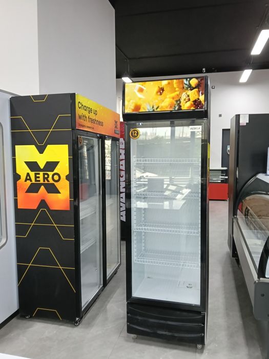 Витринный холодильник Aero X