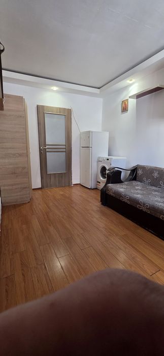 Garsoniera de inchiriat