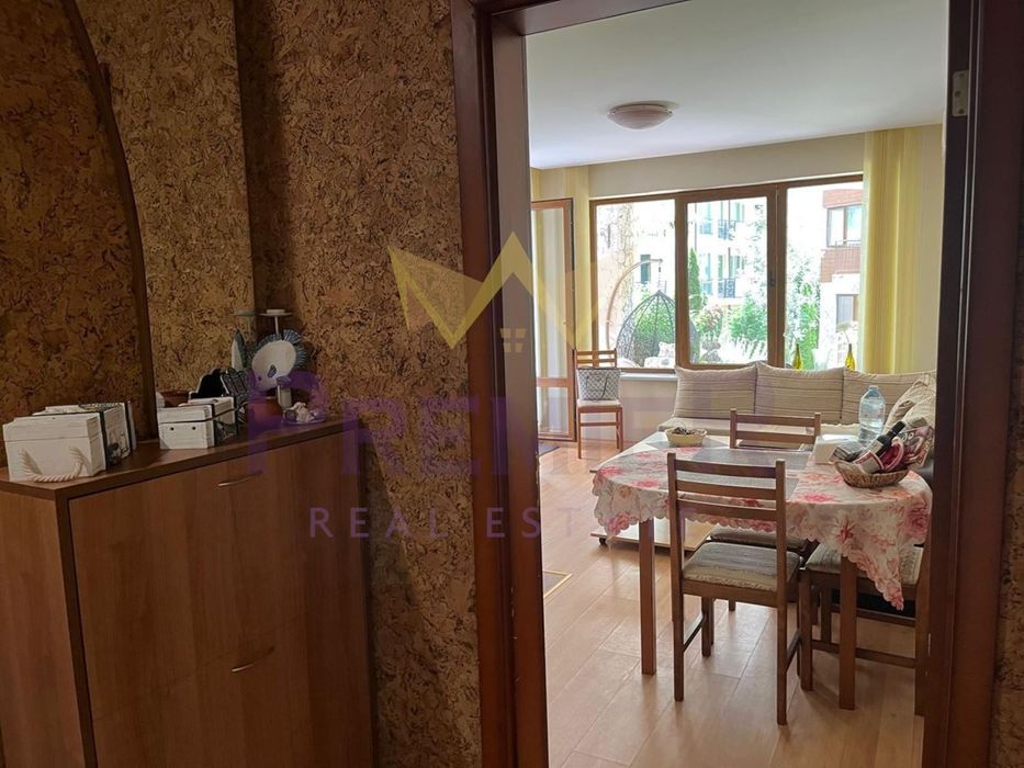 Продава се Двустаен апартамент в к.к. Елените - 75 кв.м за 1100 €/кв.м - Снимка #4