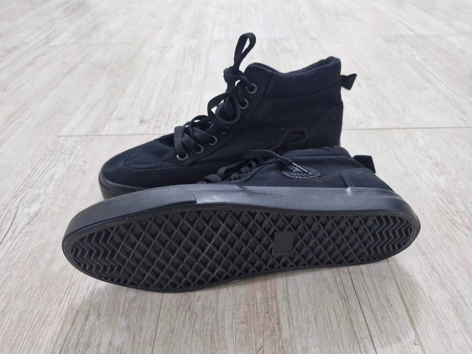 Продам кеды джинсовые размер 40-41