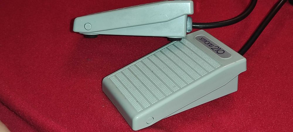 vand. 2 PEDALE. pentru Aparat electric pentru manichiura-pedichiura, STRONG 210