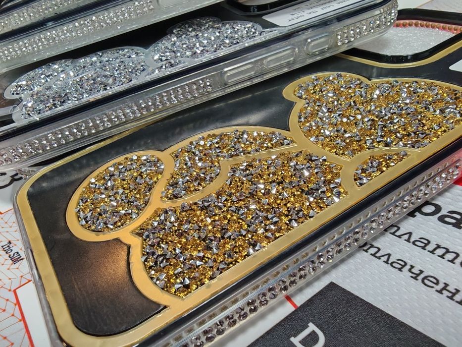 iPhone 16,16 Pro,16 Pro Max луксозни блестящи гърбове Teddy Bear